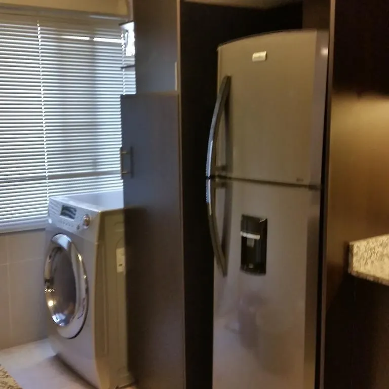 Apartamento La Mariscal キト アパート